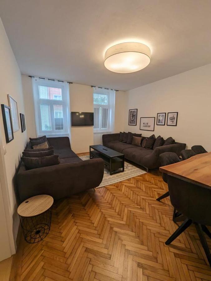 Big Cityapartment 19 Wien Exterior foto
